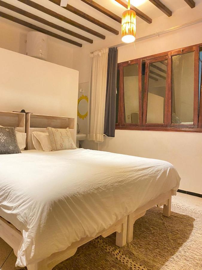 La Maison Jaune Dakhla Maison D'Hotes ภายนอก รูปภาพ