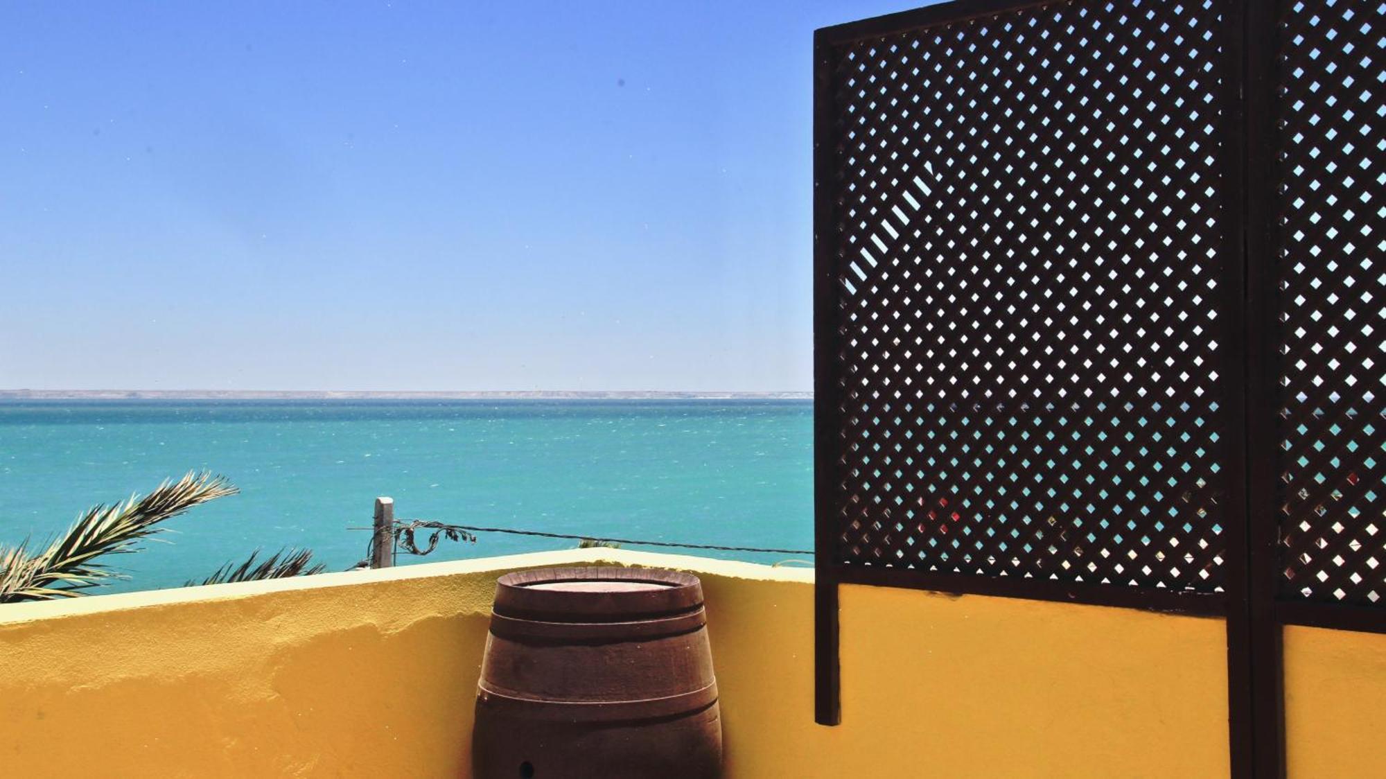 La Maison Jaune Dakhla Maison D'Hotes ภายนอก รูปภาพ