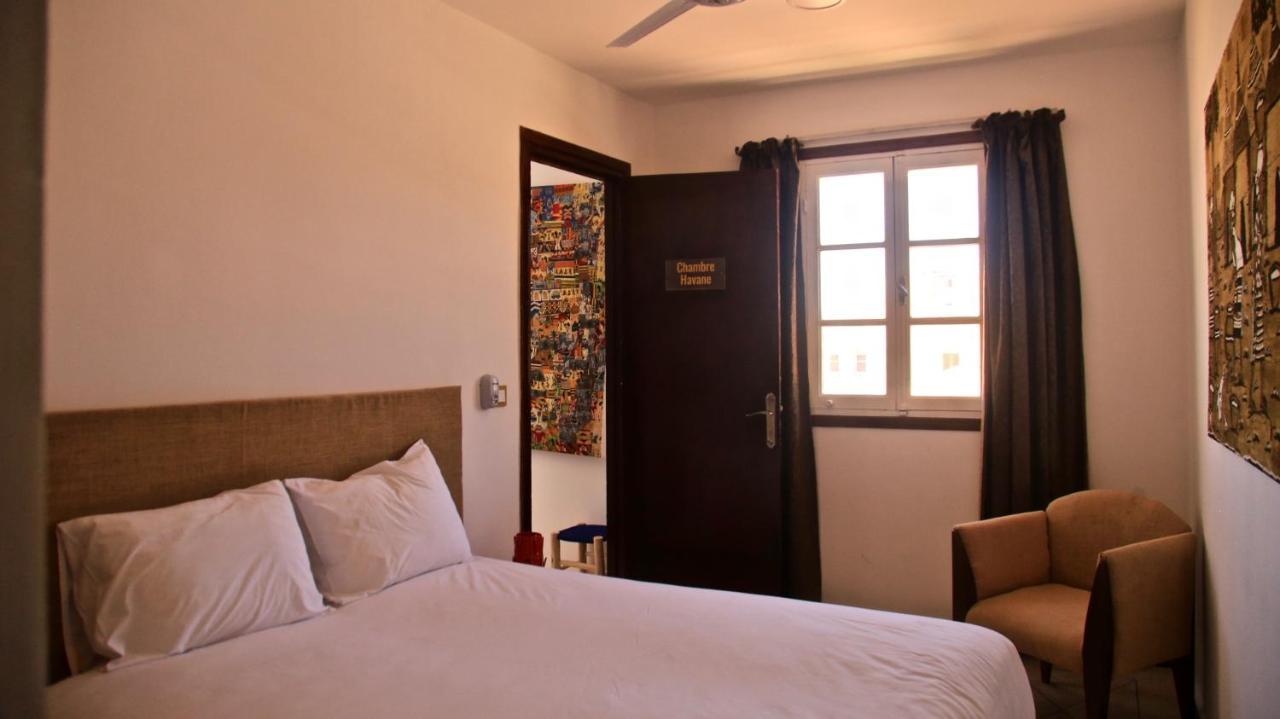 La Maison Jaune Dakhla Maison D'Hotes ภายนอก รูปภาพ